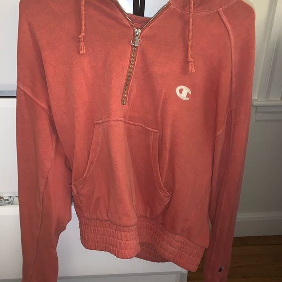 Champion crop top - Picture 3 of 3